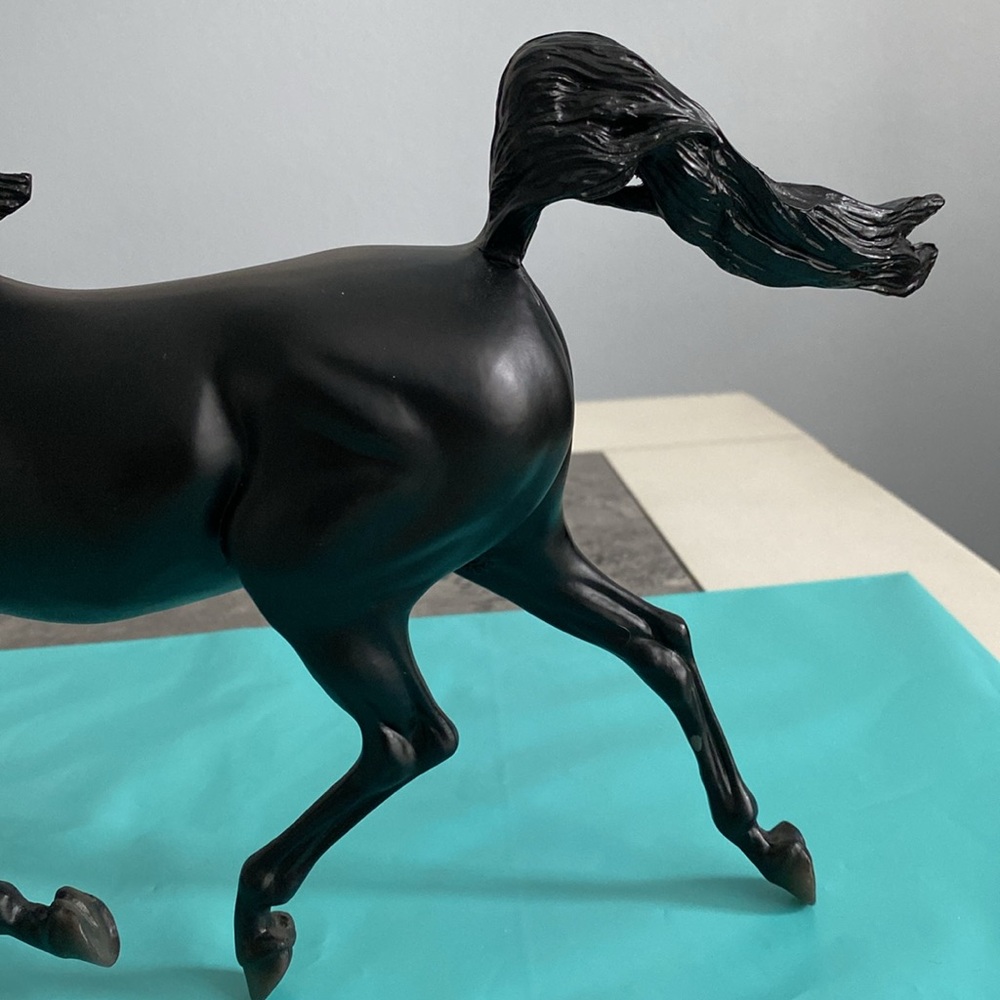 Breyer Retired Rhapsody in Black - Picture 11 of 14